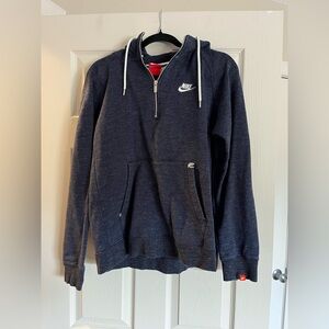 ⭐️Medium Men’s Nike Sweater